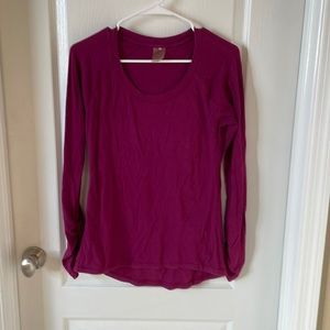 Calia by Carrie Underwood Soft Long Sleeve Tee “Merlot” 🍷, S